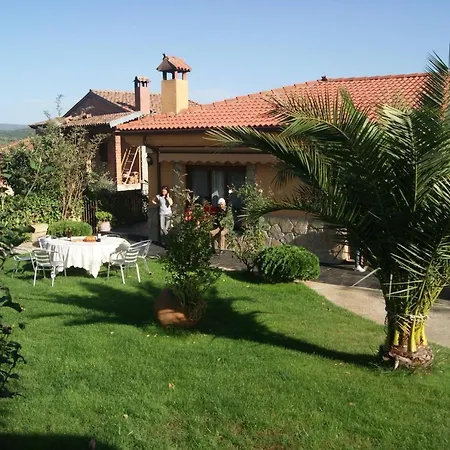 House With 3 Bedrooms In Sotoserrano, With Wonderful Mountain View, Enclosed ... * Sotoserrano