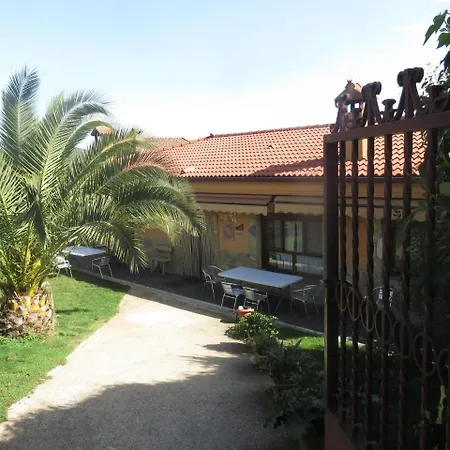 House With 3 Bedrooms In Sotoserrano, With Wonderful Mountain View, Enclosed ... Sotoserrano
