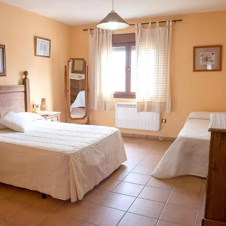 House With 3 Bedrooms In Sotoserrano, With Wonderful Mountain View, Enclosed ... Appartement